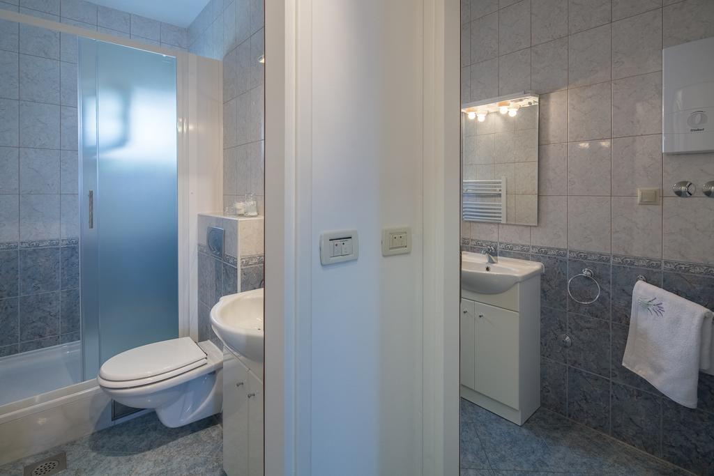 Villa Mandalinic Омиш Экстерьер фото