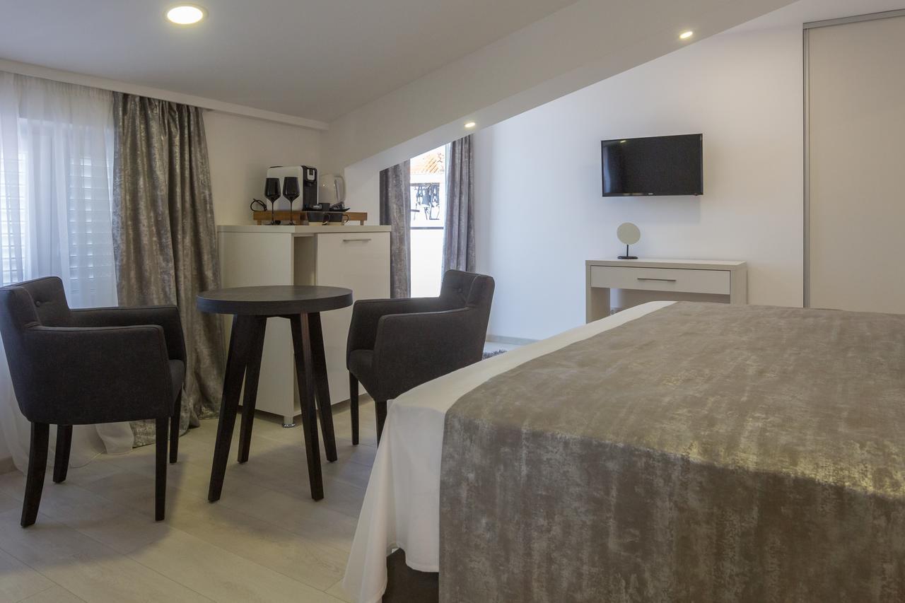 Villa Mandalinic Омиш Экстерьер фото